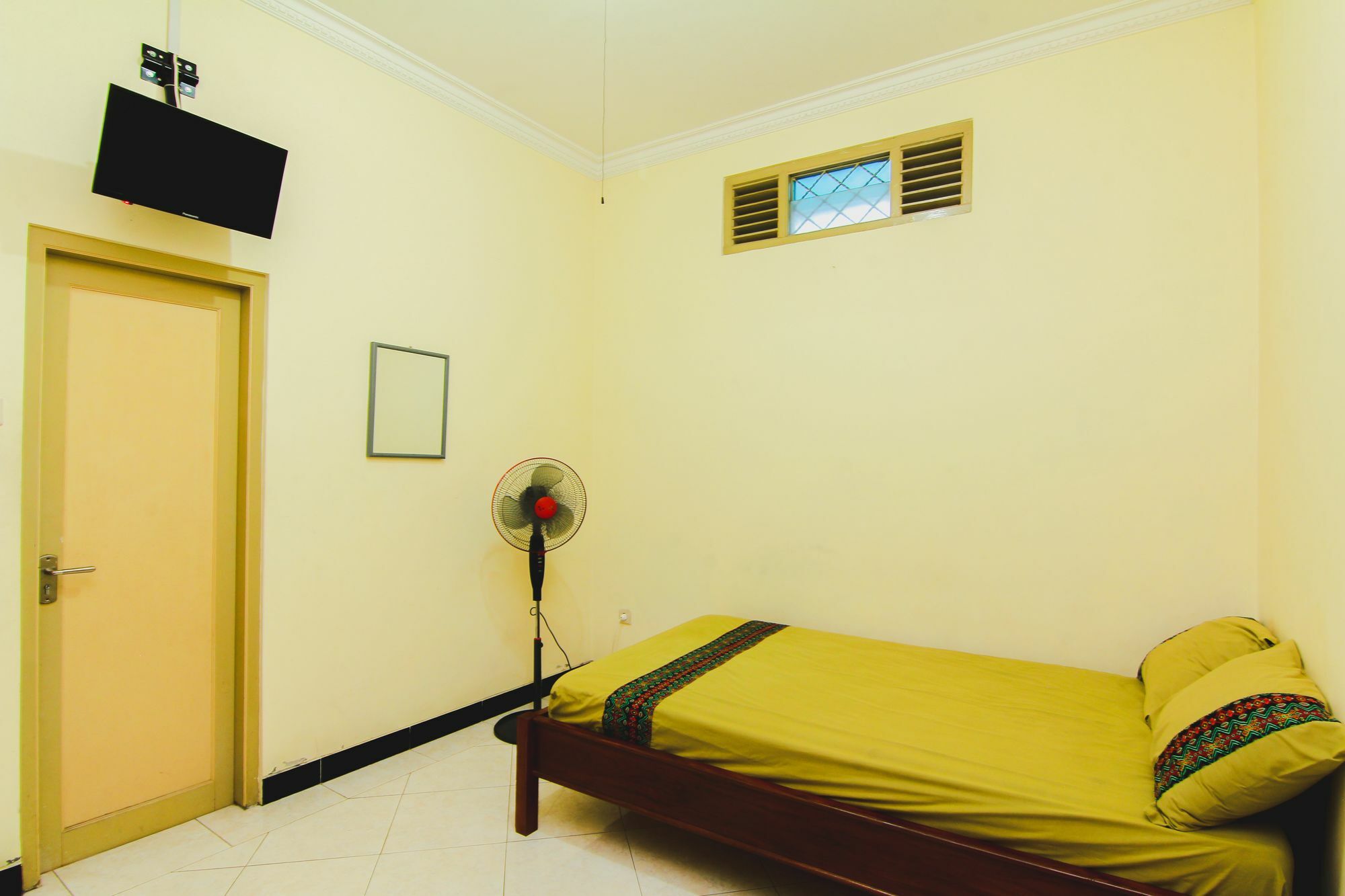 Griya Batik Giri Sekar Homestay Yogyakarta Exterior foto